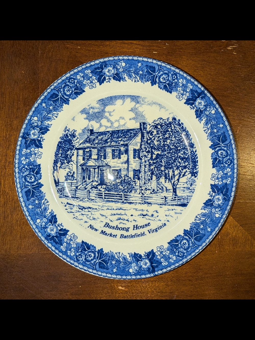 Old English Staffordshire Blue & White 6.75 Round Plate Made In England Vintage